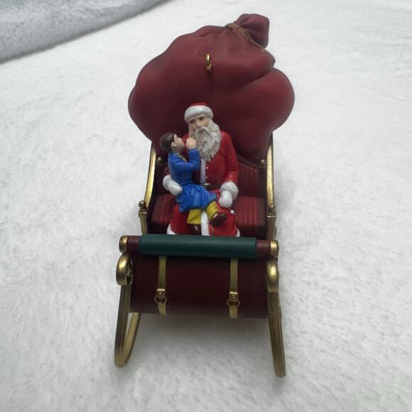 2004 Hallmark Ornament The Polar Express First Gift of Christmas QSR5811 NEW - Picture 5 of 7